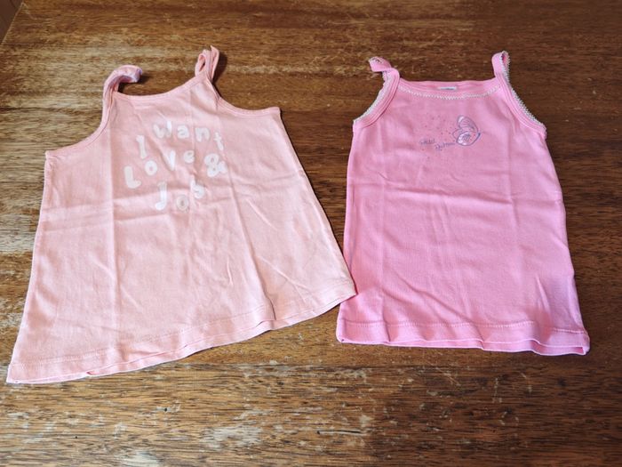 Lot de 2 débardeurs fille taille 36 mois