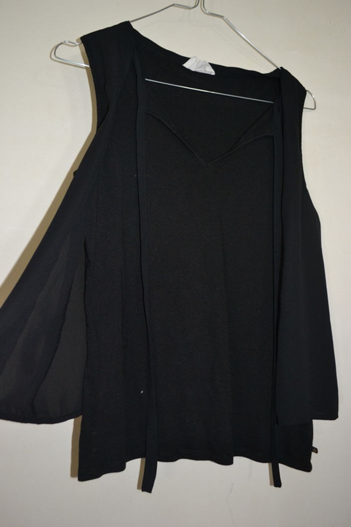 Top noir - photo numéro 2