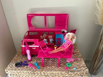 Camping car van morgan poupée barbie