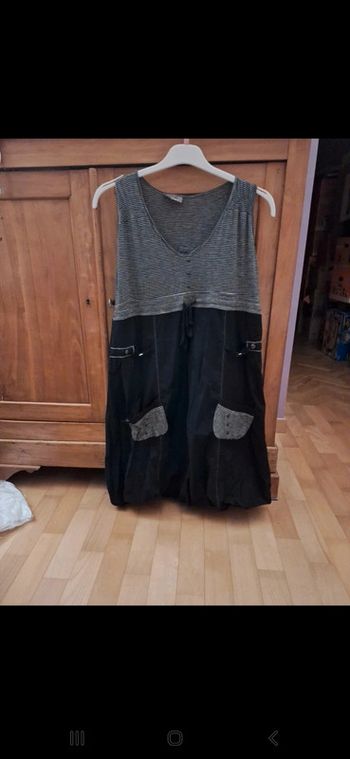 Robe taille 48