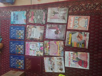 Livres et magasines crochet/arts du fil