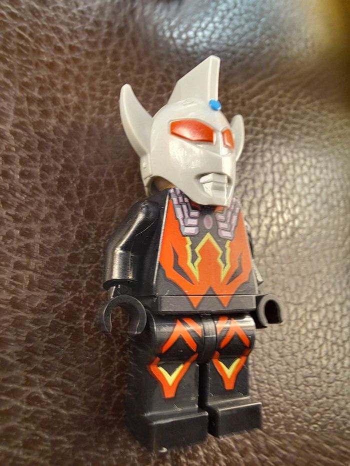 Figurine Lego compatible Ultraman - photo numéro 3