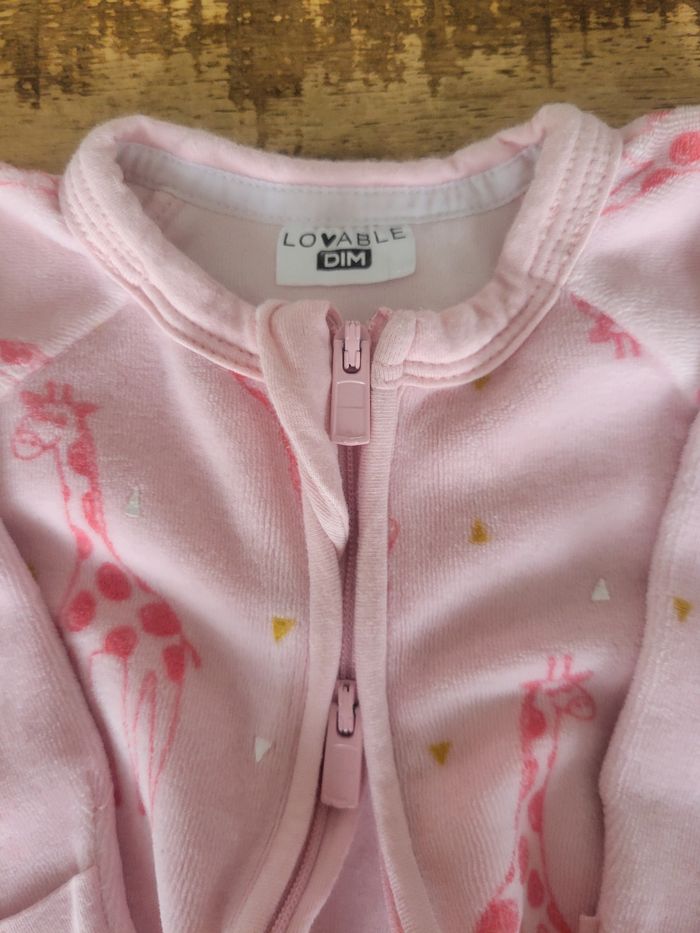Dim lovable 6mois fille pyjama une pièce pieds mains - photo numéro 3