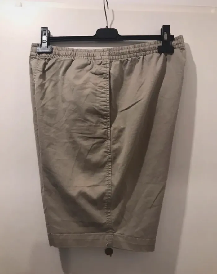 Shorts bermuda homme uni olo poche sur les côtés et derrière beige taille L - photo numéro 2