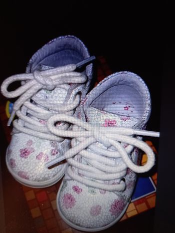 Chaussure de marche 18