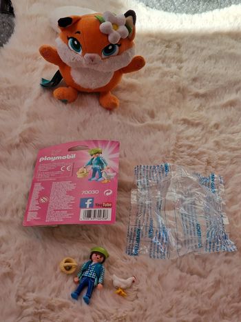 Playmobil 70030 fermière