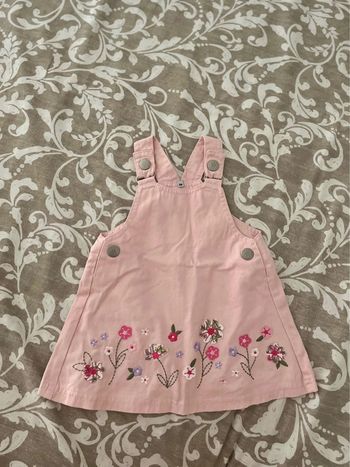 Salopette rose bébé