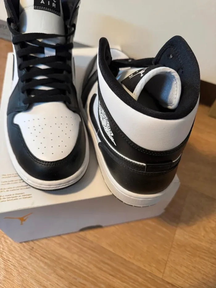 Baskets sneakers montantes Nike air Jordan - photo numéro 3