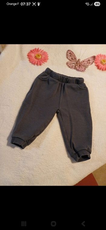 Pantalon bébé taille 12 mois