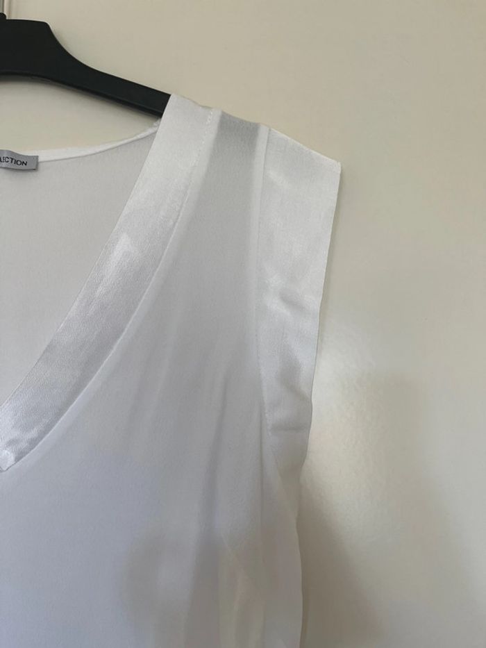 Top blanc détails satiné idéal cérémonies - photo numéro 4