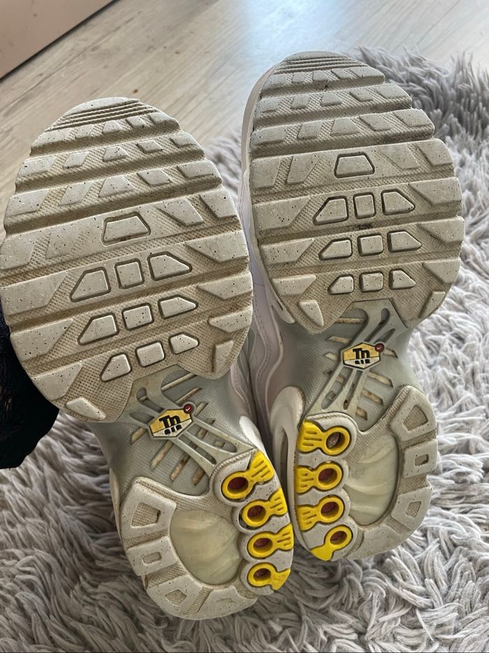 Baskets Nike tn blanches et rose clair - 36.5 - photo numéro 6
