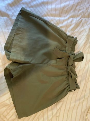 Short kaki