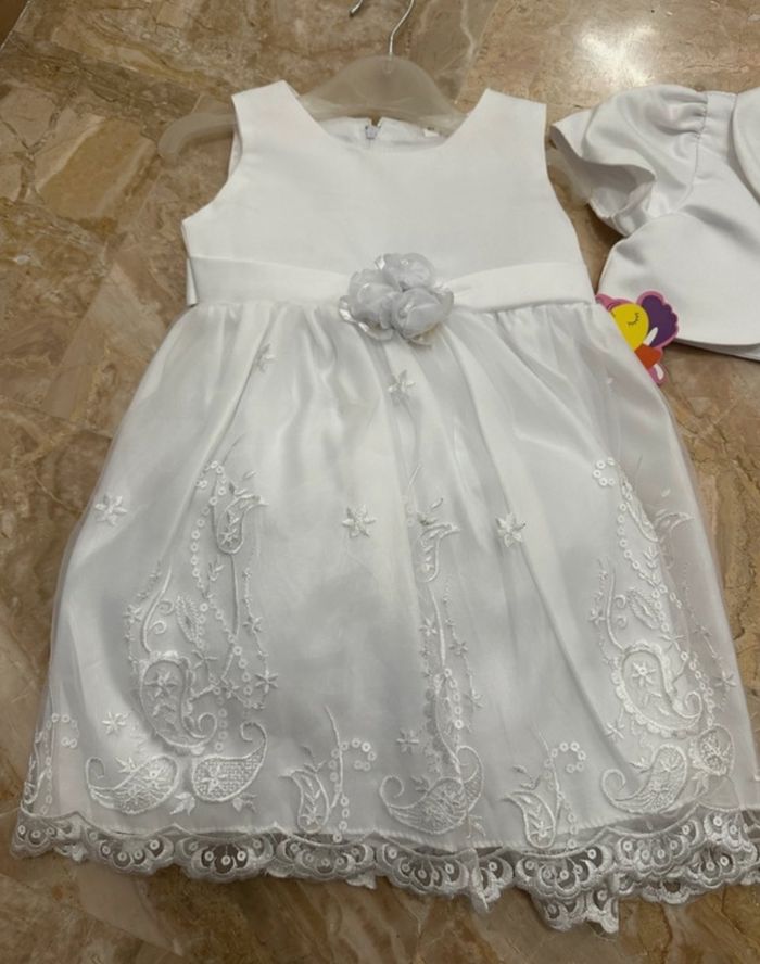 Robe baptême 6 mois - photo numéro 2