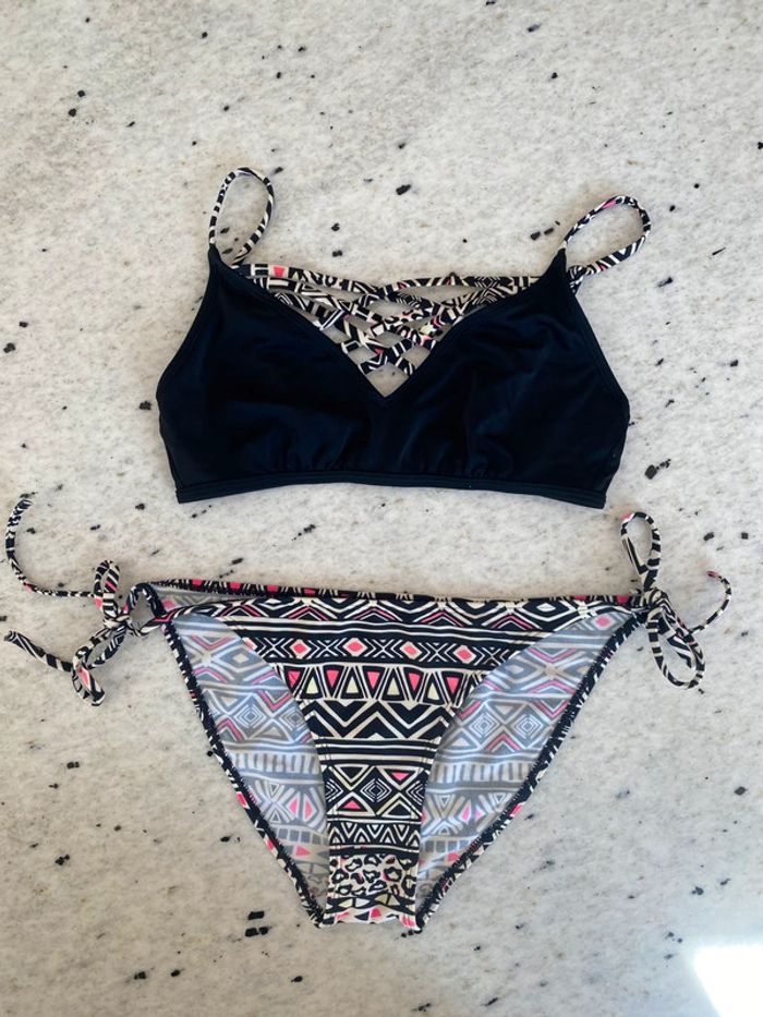 Maillot de bain 2 pièces noir et motifs S