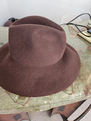 Chapeau femme en feutrine