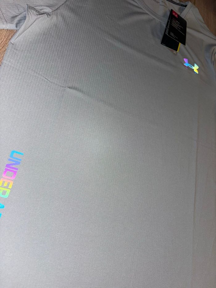 T-shirt under armour gris fluorescent - photo numéro 2