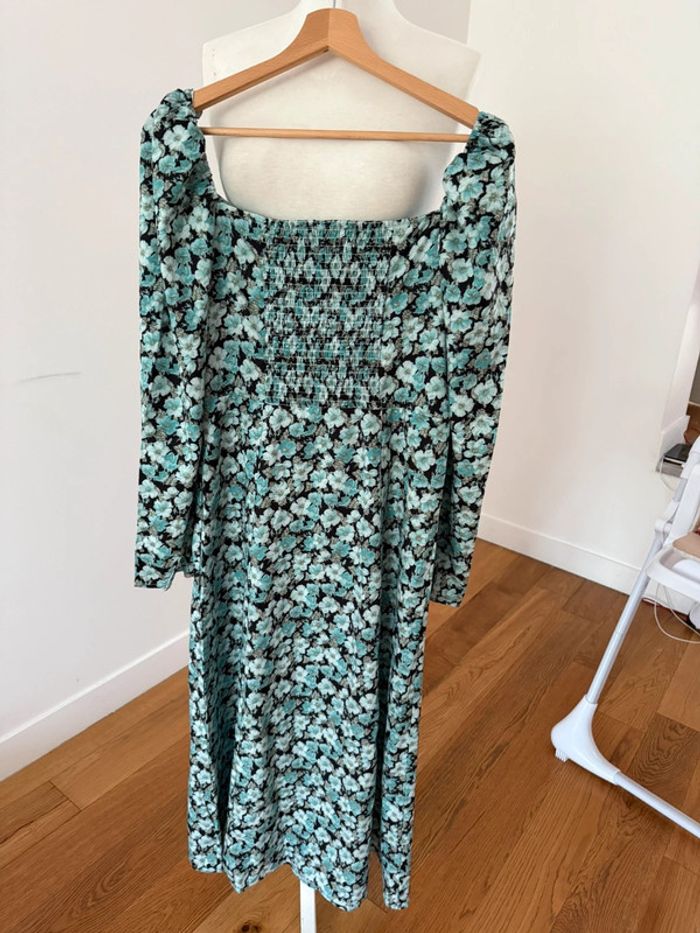 Magnifique robe fleurie L/40 - photo numéro 4
