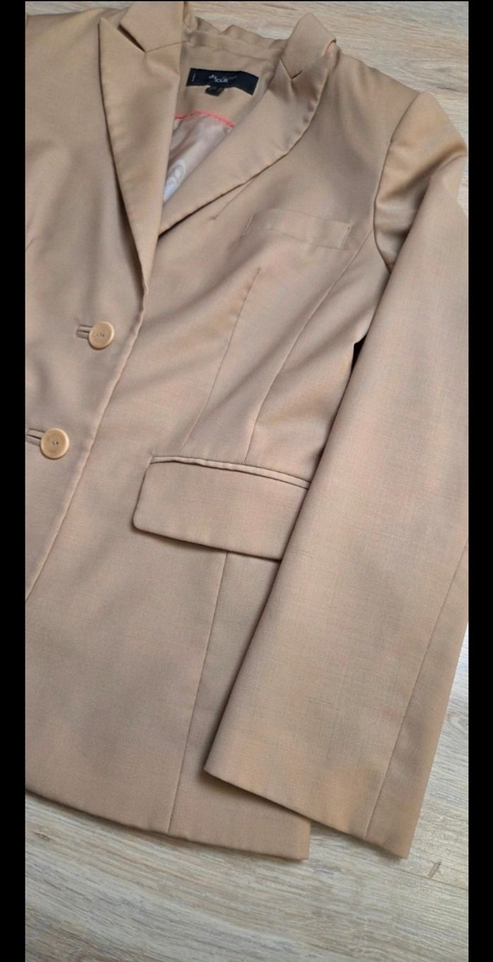 Blazer beige Un jour Ailleurs taille 36 en très bon état - photo numéro 3