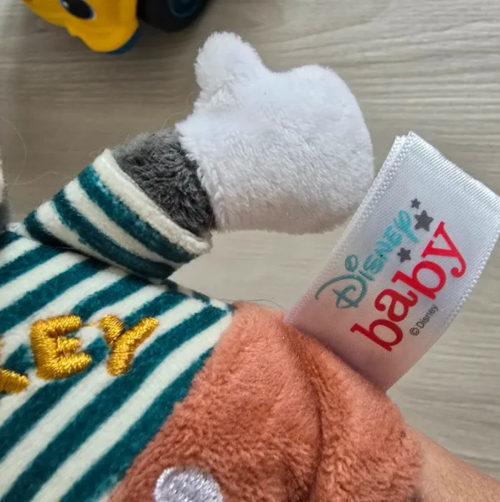 Petite peluche Mickey - photo numéro 3