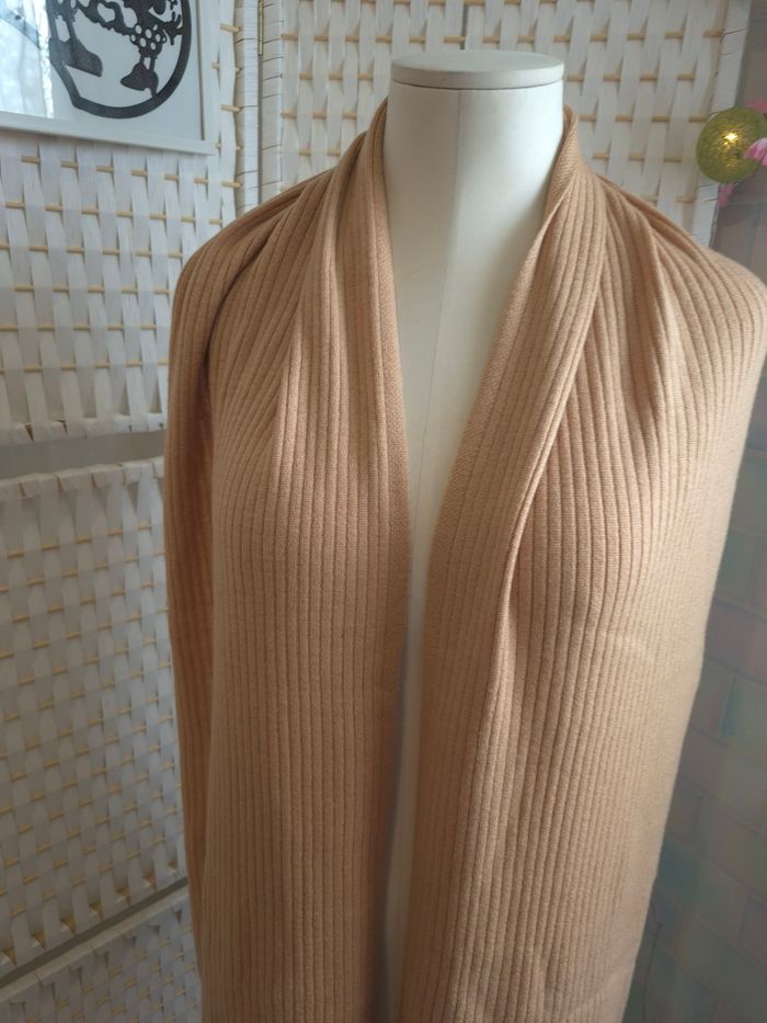 🏷️jolie écharpe ETAM laine & cachemire beige camel femme - photo numéro 3