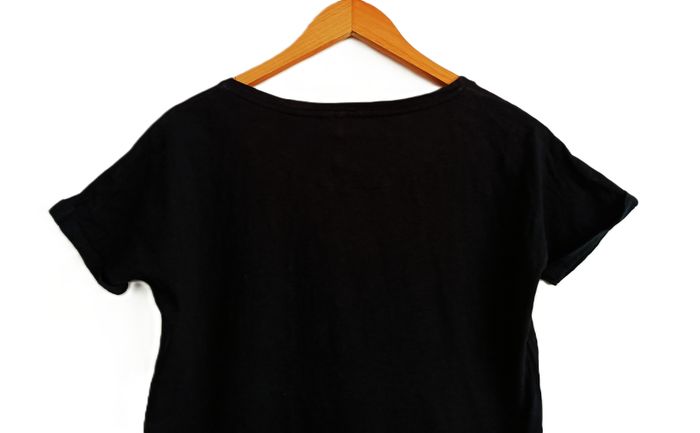 T-shirt noir manches courtes à revers. Ellesse. Taille M / 38 - photo numéro 6