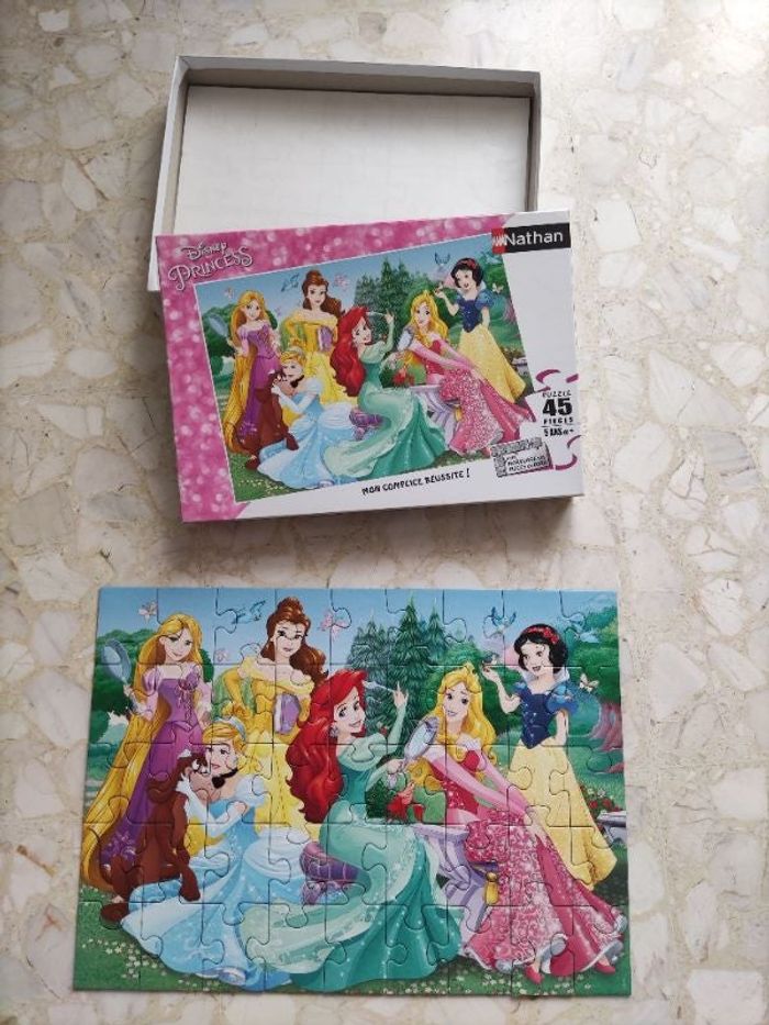 Puzzle 45 pièces princesses Disney