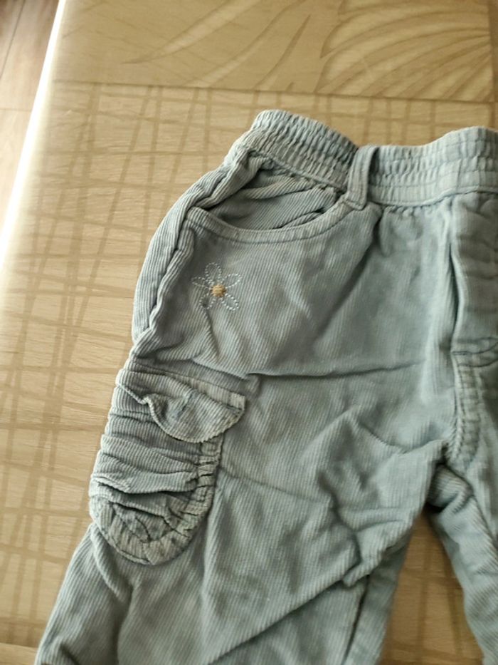 Lot 2 pantalons 12 mois - photo numéro 2