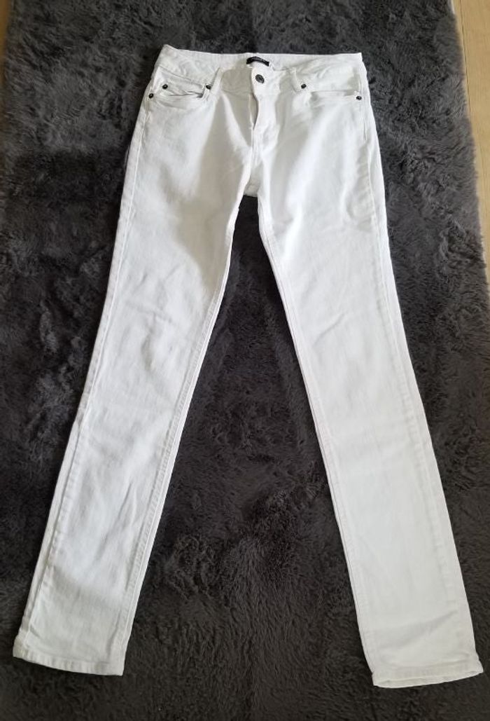 Jean Blanc/Blanc cassé/Crème