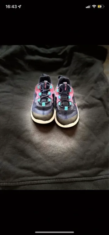 Basket Nike .