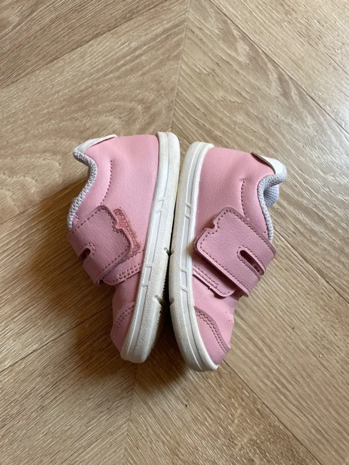 Basket rose petite filles taille 22 - photo numéro 3