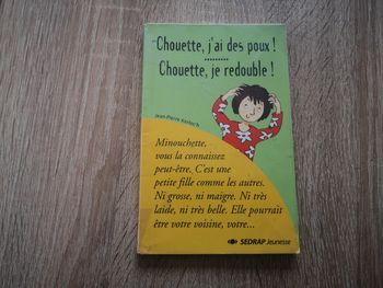 1 livre 2 histoires de Minouchette, pour lecteurs débutants