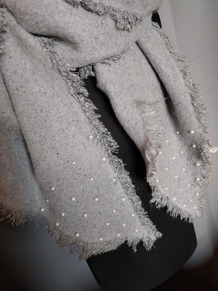 Écharpe grise perlé - photo numéro 2