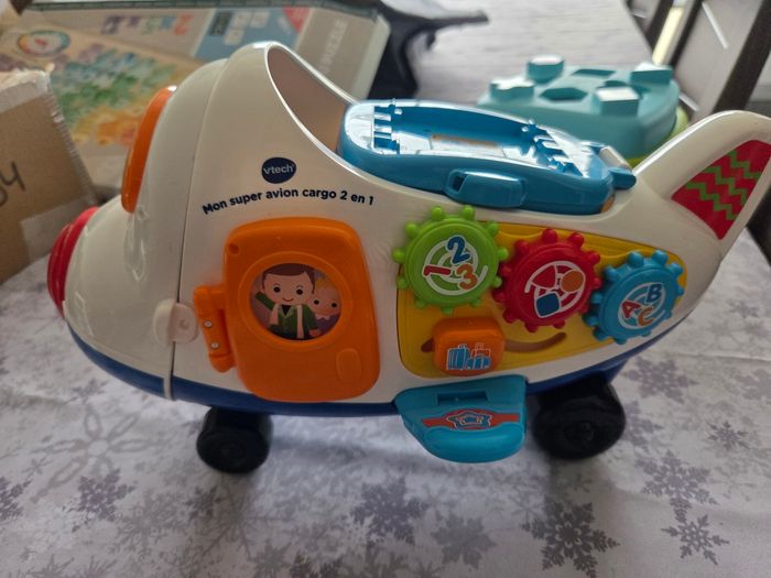 Avion vtech