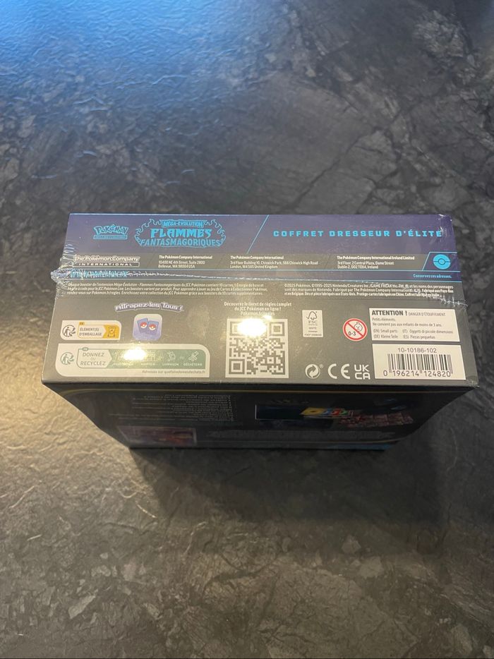 ETB Coffret dresseur élite - Flammes Fanstasmagoriques - photo numéro 4