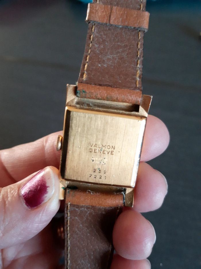 Montre femme plaque or - photo numéro 3