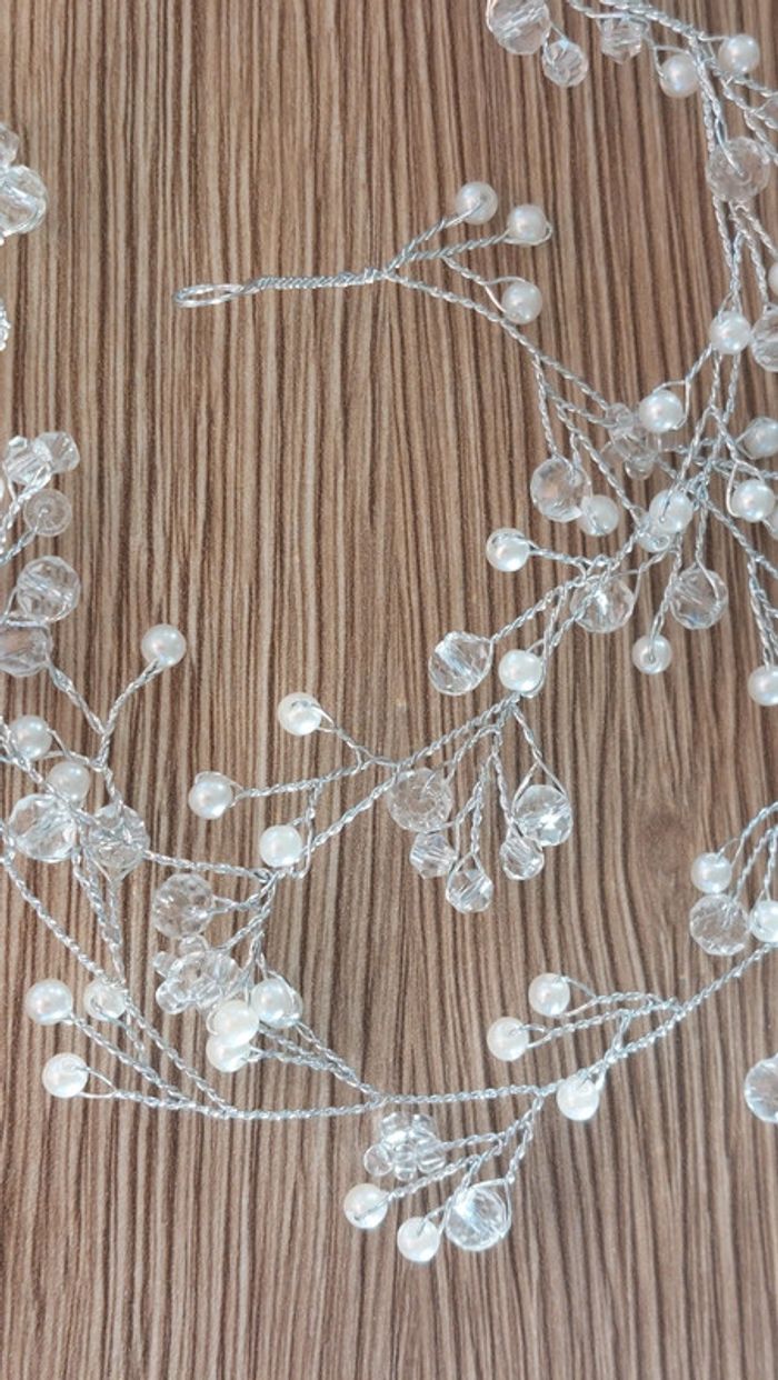 Bijou de cheveux neuf (mariage, baptême) - photo numéro 2