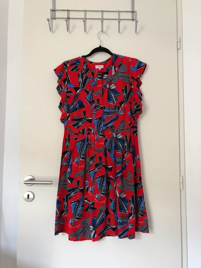 Robe à volants rouges à motifs noeuds Claudie Pierlot taille 38 - photo numéro 2