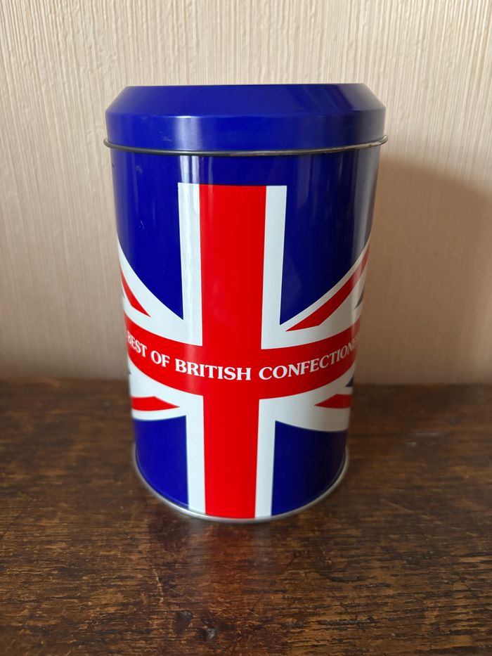 Lot Souvenirs de Londres :2 tasses, 2 sets de table et 1 boîte métallique - photo numéro 8