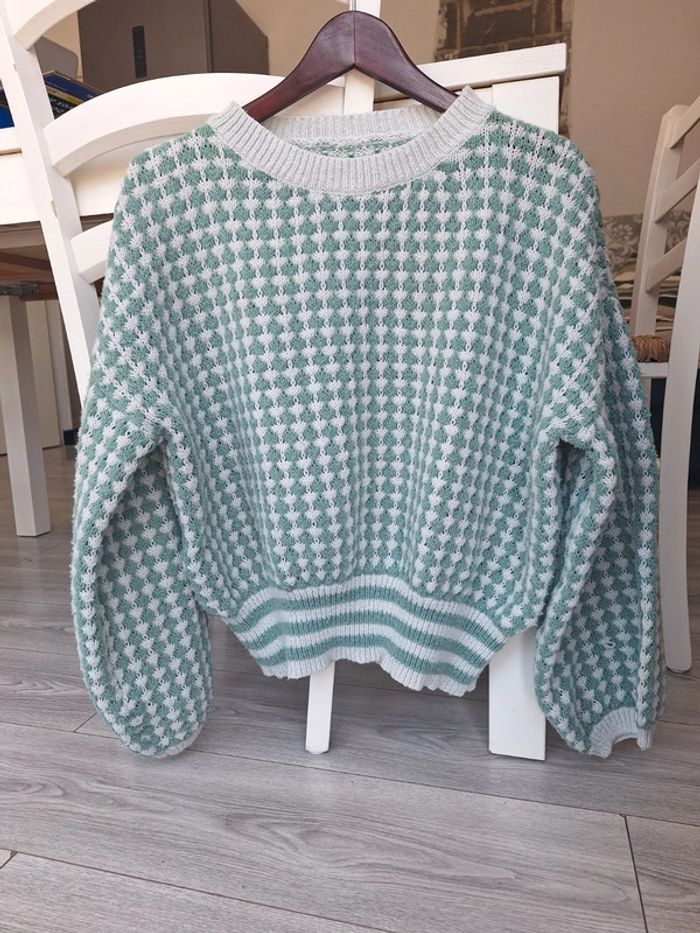 Pull vert et blanc taille 40 / 42 Shein