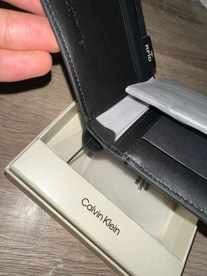 Portefeuille Calvin Klein - photo numéro 7