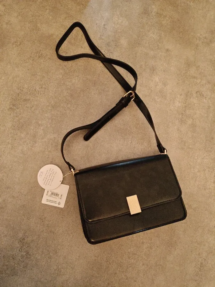 Sac noir et doré New Look