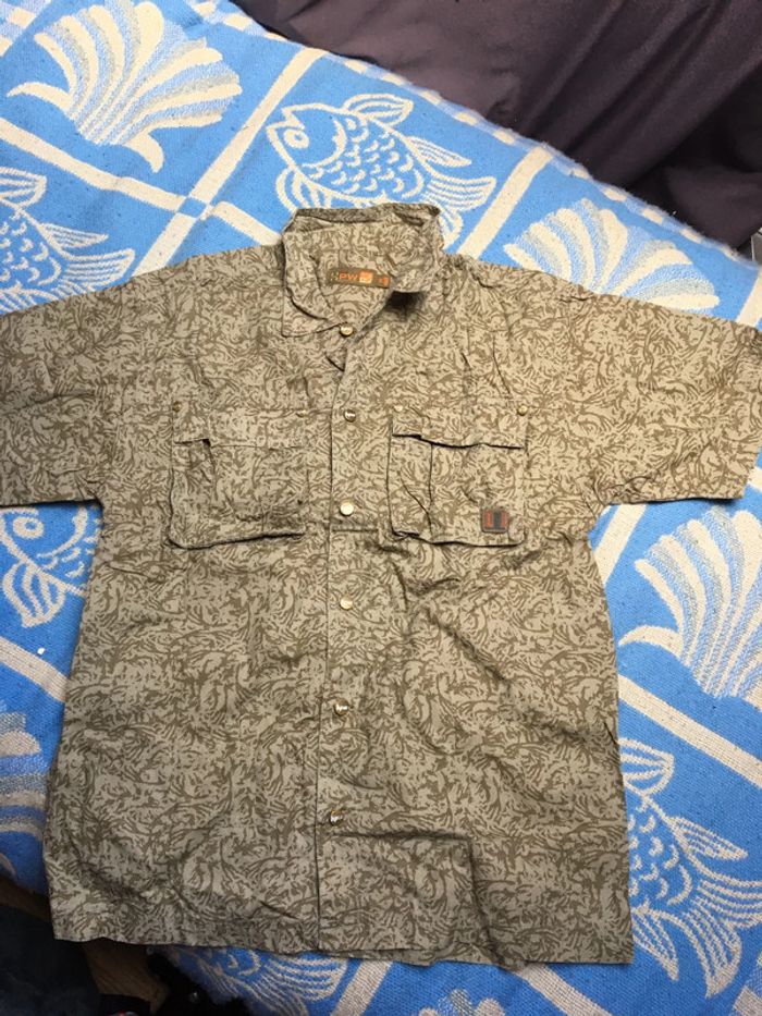 Chemise garçon taille 14 ans - photo numéro 4