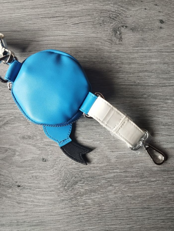 Donald Duck : Sac bandoulière LoungeFly - photo numéro 9