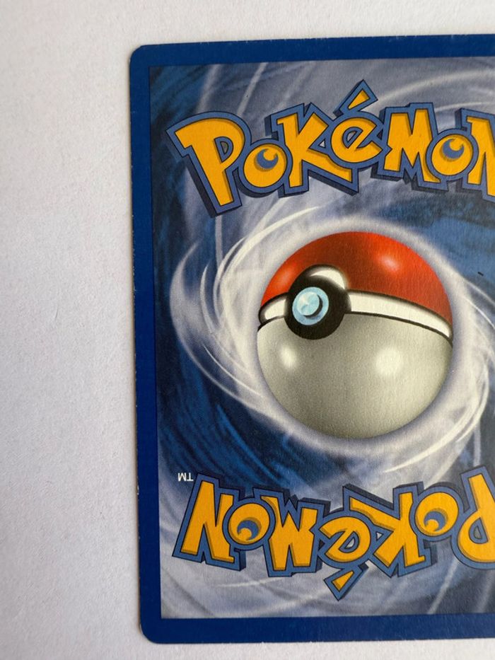 Carte Pokémon Machoc Reverse 117/165 Expédition FR usée - photo numéro 3