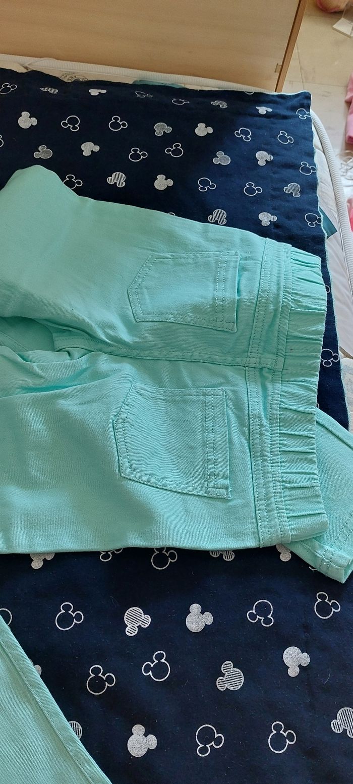 Pantalon 10ans neufs - photo numéro 3