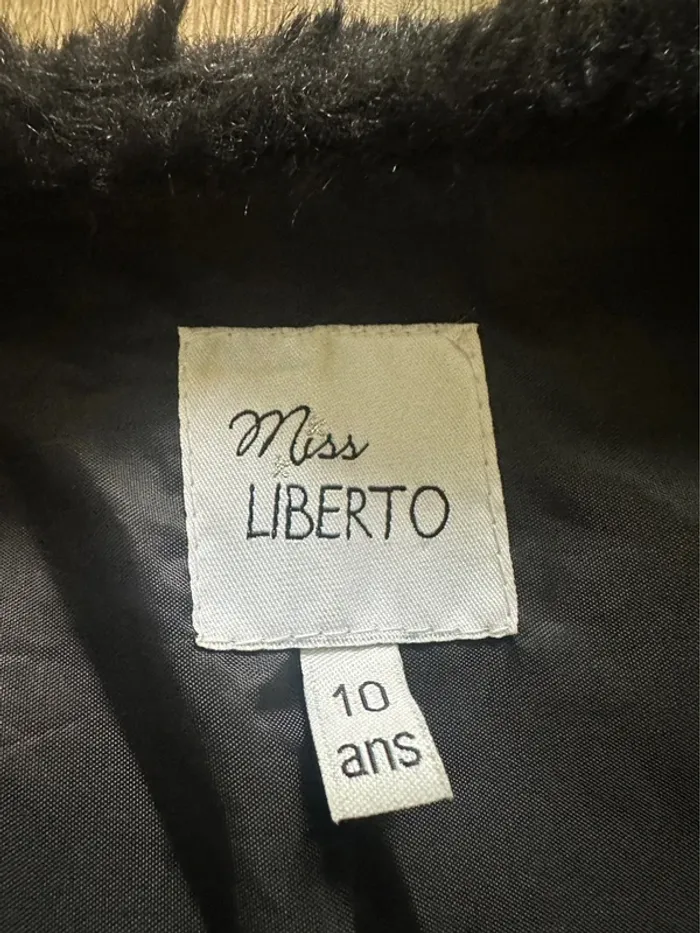 Gilet sans manches noir - photo numéro 4