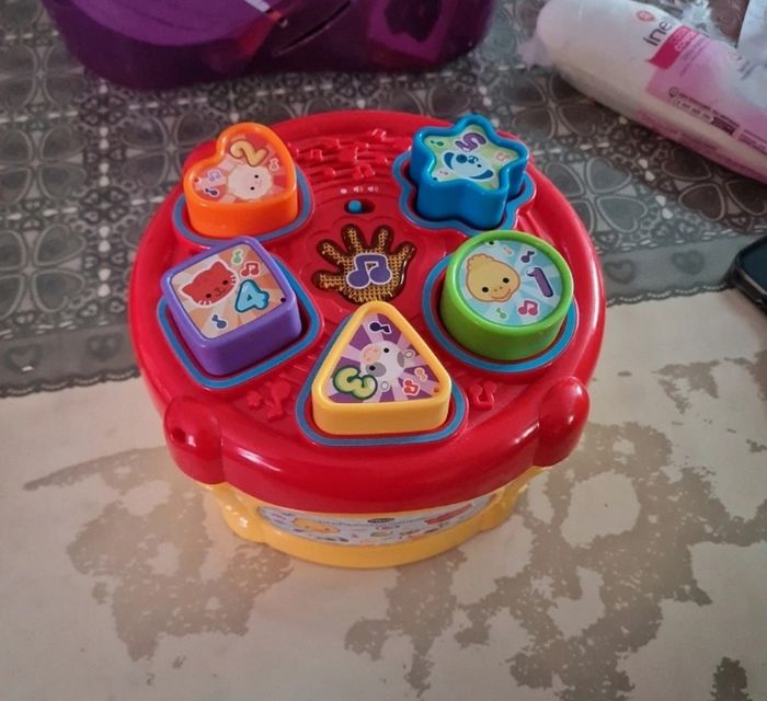 Le Magi Tam-Tam Des Formes de VTECH BABY