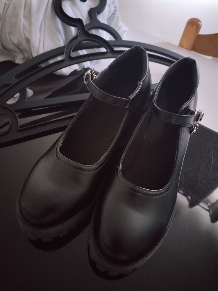 Chaussures - photo numéro 3