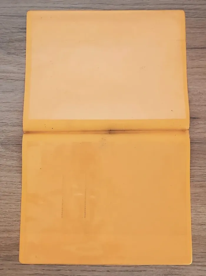 Lot 4 protège-cahier bleu rouge noir jaune - 17x22cm - photo numéro 13