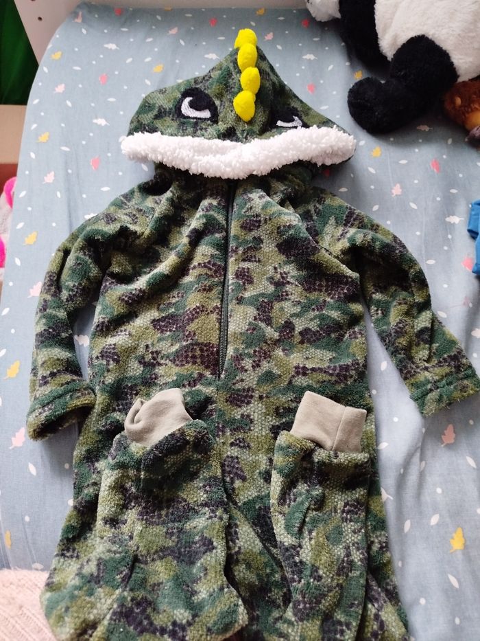 Vêtements de nuit - photo numéro 4